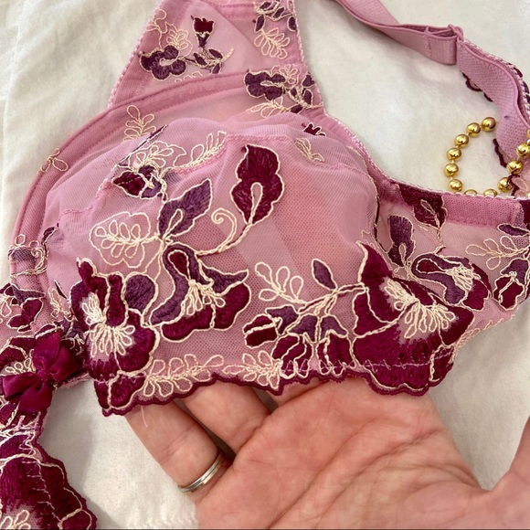 NWT Unlined 34D Bra - Picture 2 of 4